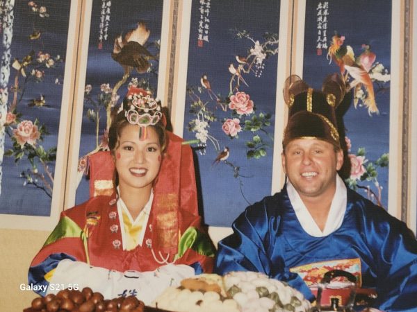 Mr. and Mrs Mac had a Korean wedding back in 1998.
